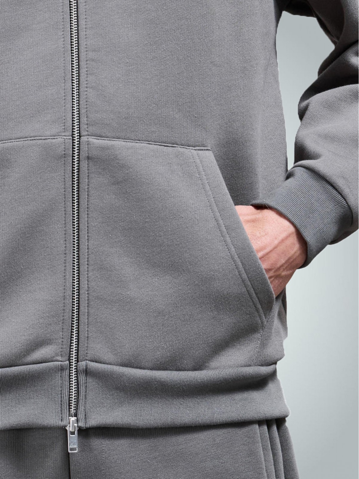 Kapüşonlu Kalın Fermuarlı Sweatshirt